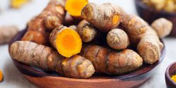 turmeric benefits for skin and men and women and side effects on brain