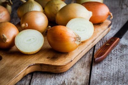 benefits of raw onion sexually for men and women and skin and lungs