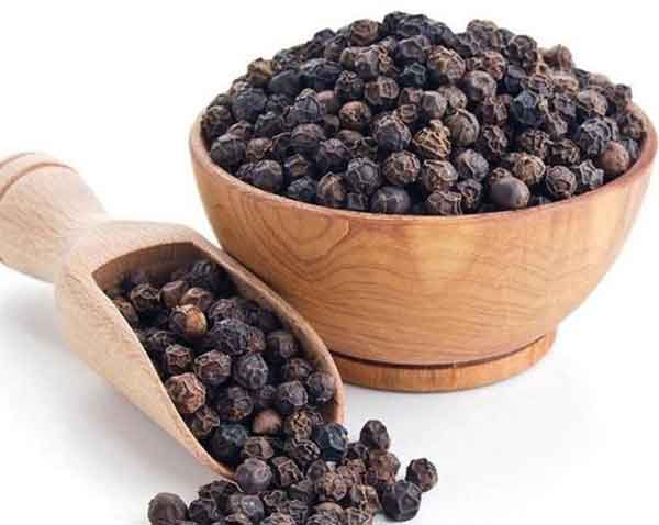 Black pepper benefits for men and female and skin and sexually