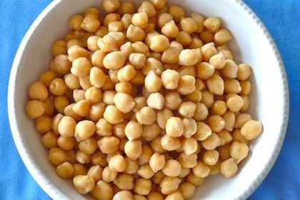 Chickpeas benefits for females and males and skin and hair