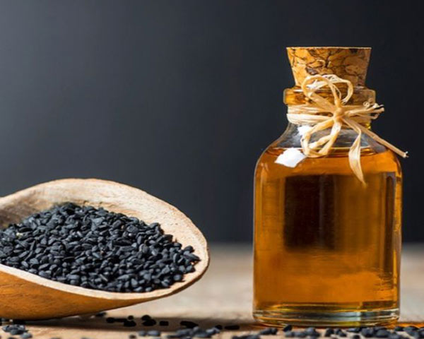 Black seed oil benefits for joint Pain and women and men and skin
