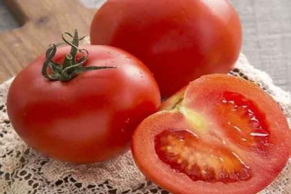 Eating tomato everyday for skin and skin whitening