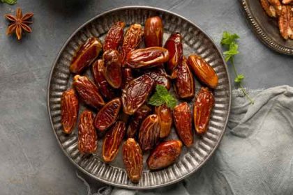Dried dates benefits for hair