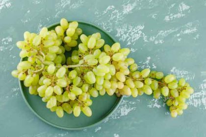 Green grapes benefits for skin whitening